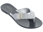 32386-50802-girl-chrome